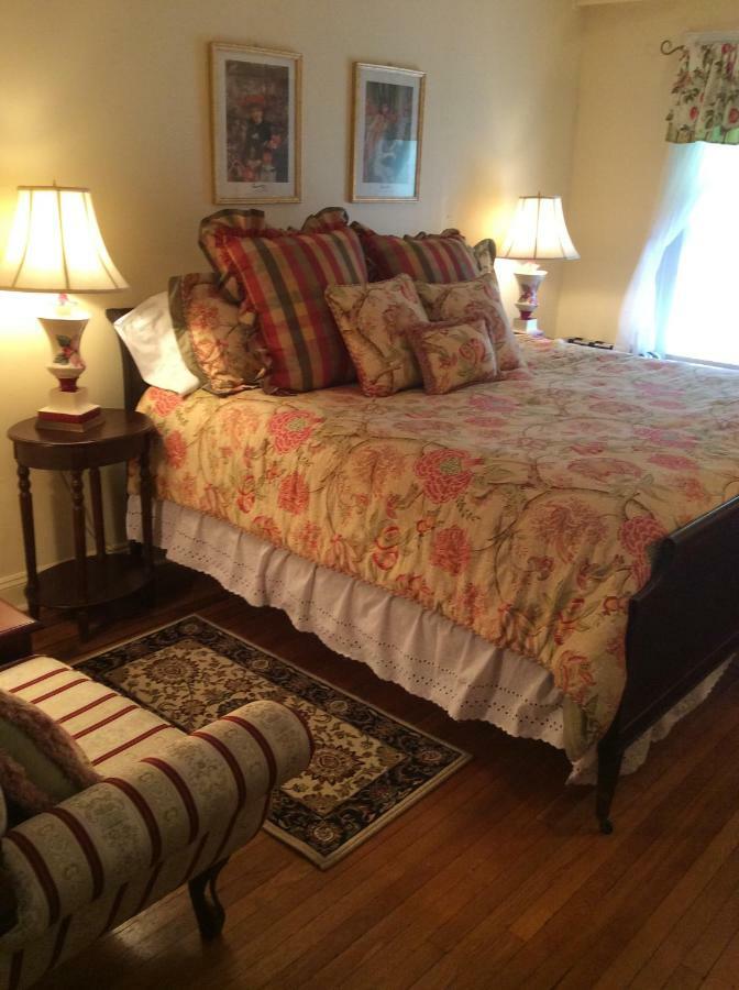 The Red Hook Country Inn, An "Old Rhinebeck" Bed & Breakfast Esterno foto